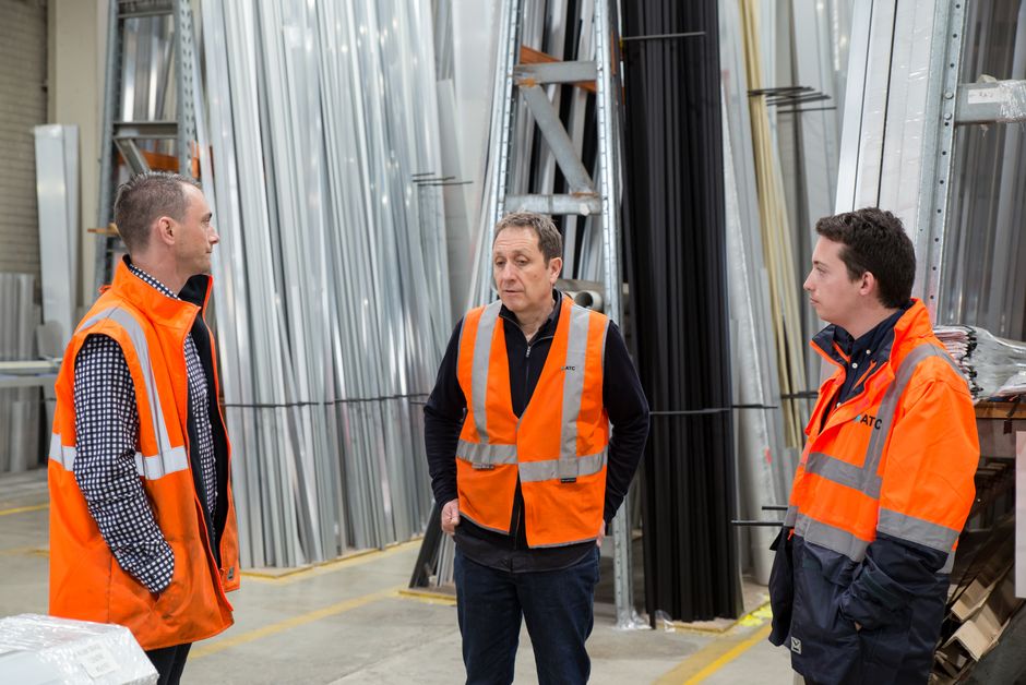 &Eacute;quipement de protection haute visibilit&eacute; & genouill&egrave;res
